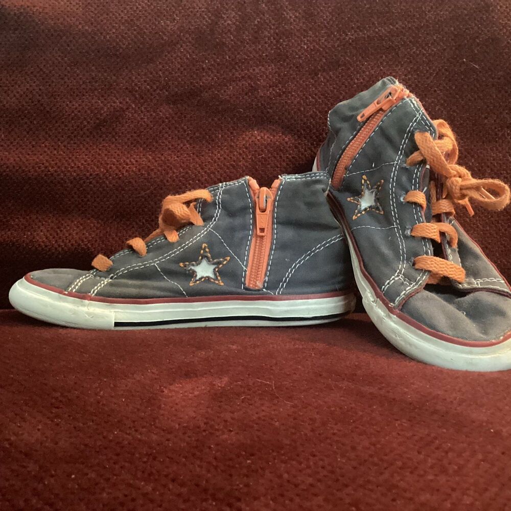 Converse One Star zipper kids high tops sneakers sz 11